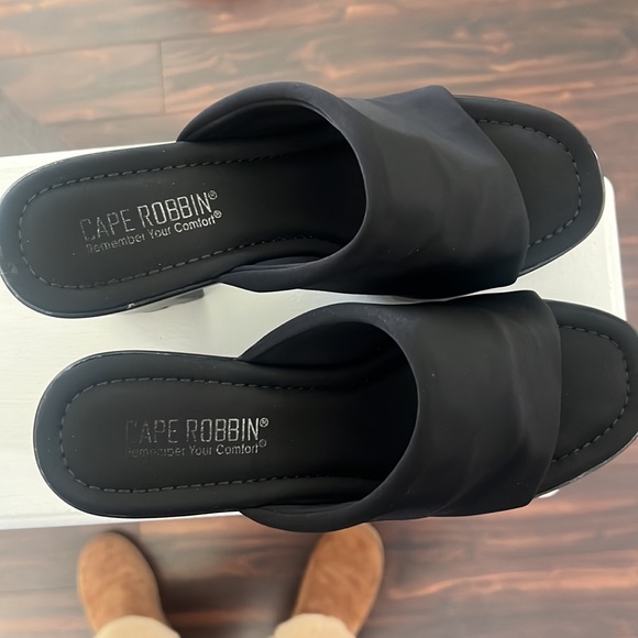 Size 7 black chunky heels - Picture 5 of 5